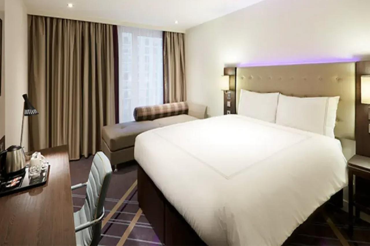 Premier Inn Muenchen City Schwabing ภายนอก รูปภาพ