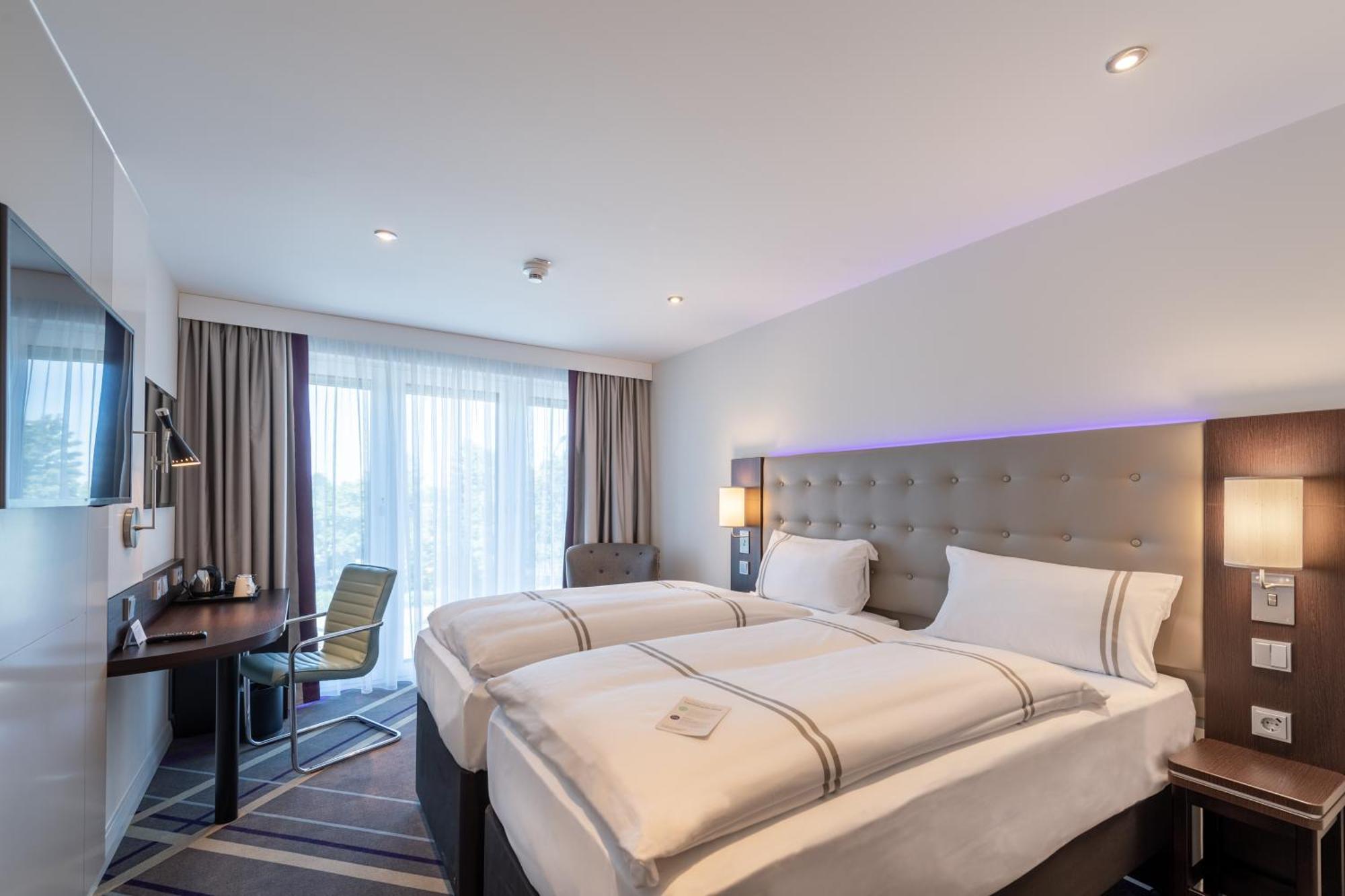 Premier Inn Muenchen City Schwabing ภายนอก รูปภาพ