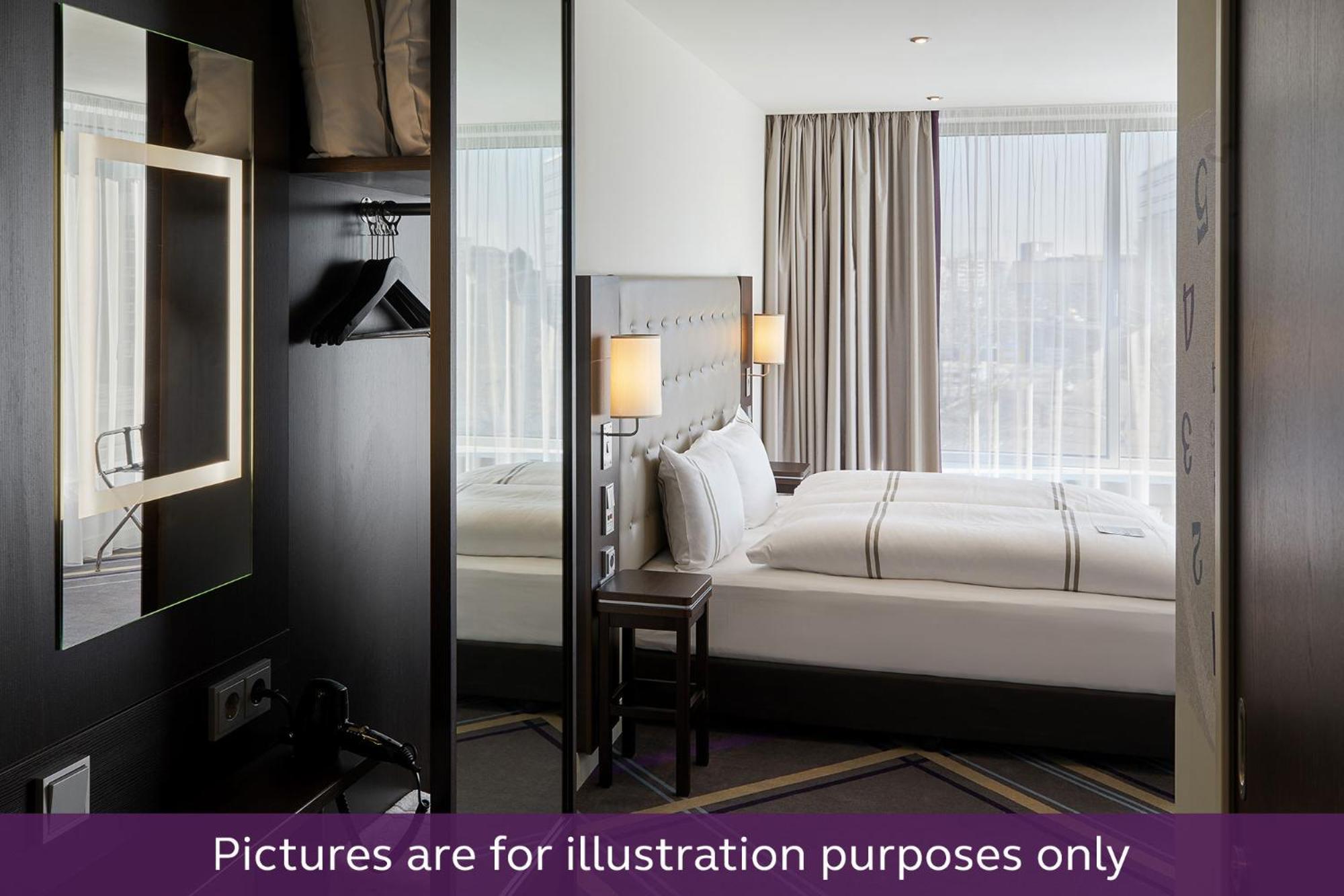 Premier Inn Muenchen City Schwabing ภายนอก รูปภาพ