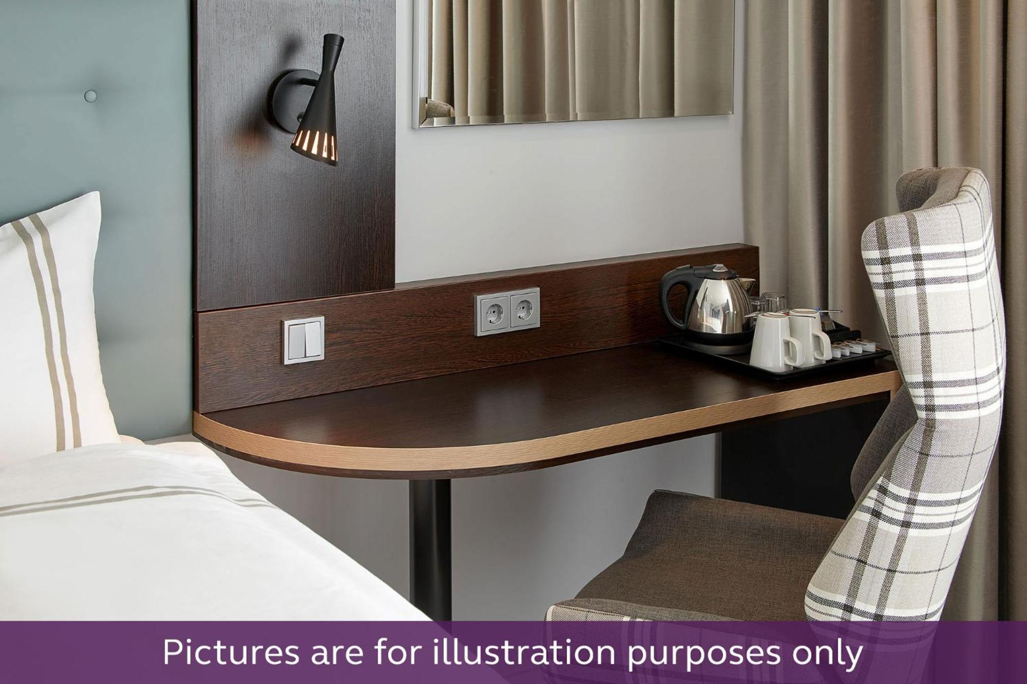 Premier Inn Muenchen City Schwabing ภายนอก รูปภาพ