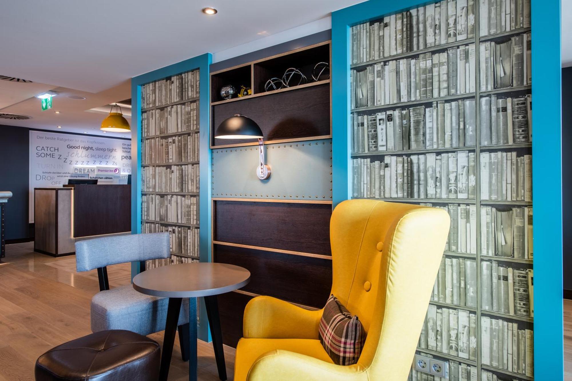Premier Inn Muenchen City Schwabing ภายนอก รูปภาพ